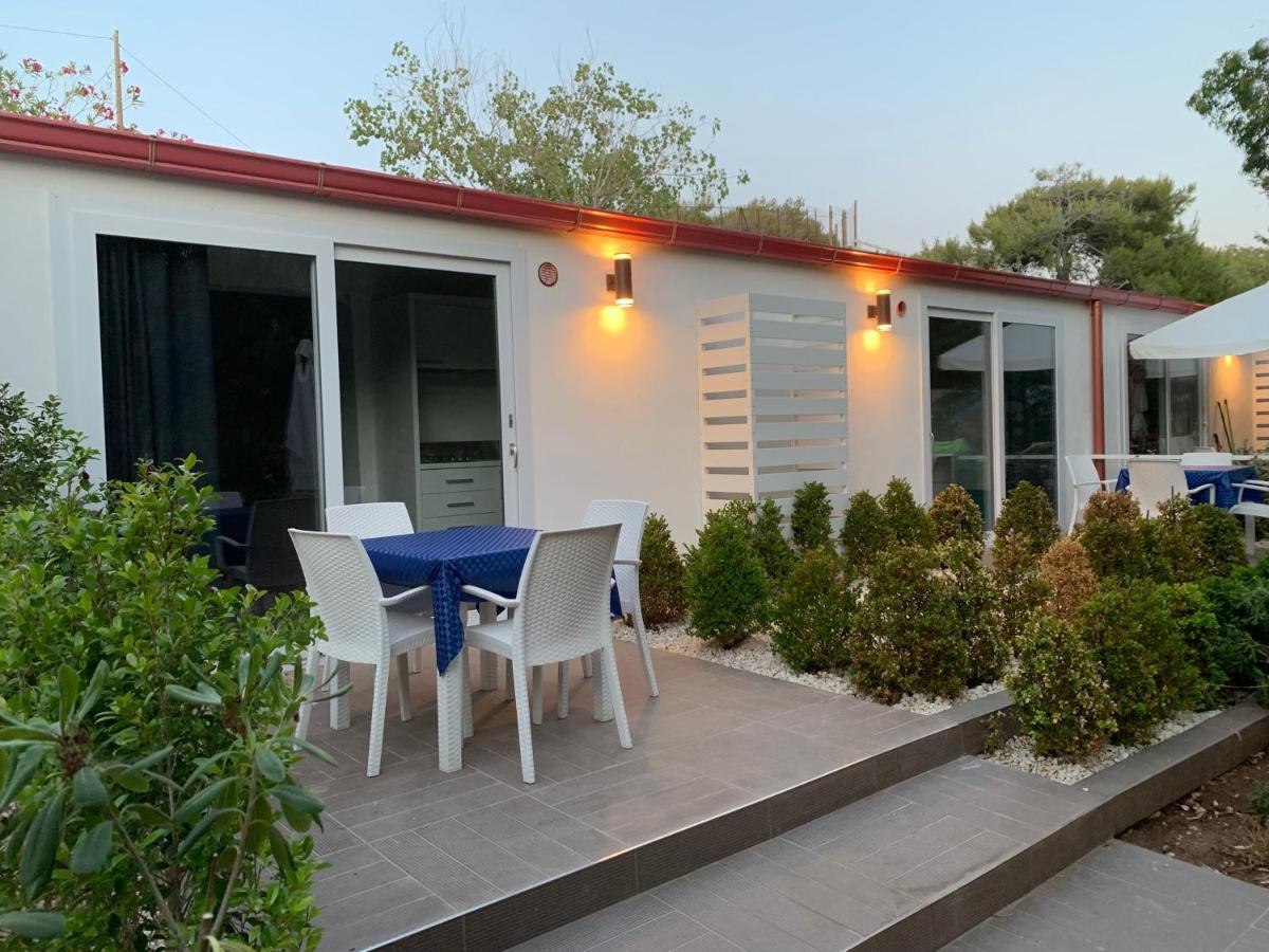 Camping Village Baia Falcone Vieste Eksteriør bilde